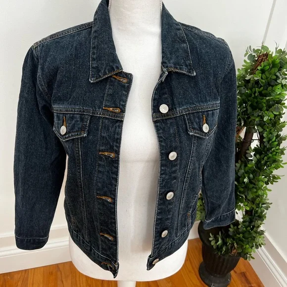 Old Navy Size small dark denim jacket with pockets - Picture 2 of 7